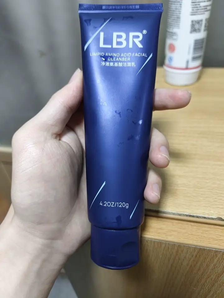 氨基酸洁面推荐_不同肤质洁面成分选择_氨基酸洁面成分解析